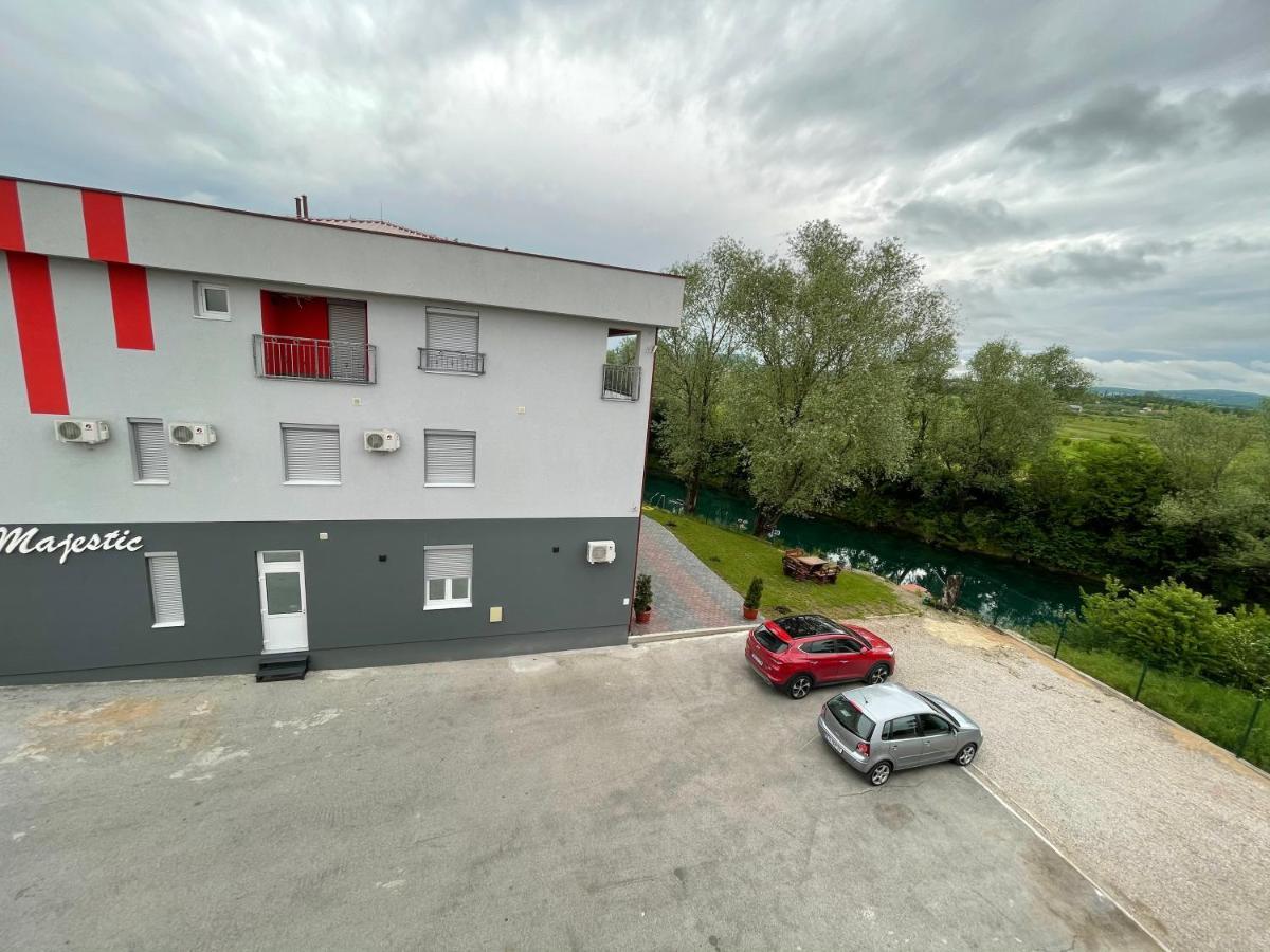 Apartments And Rooms Villa Majestic Bihac Exterior photo