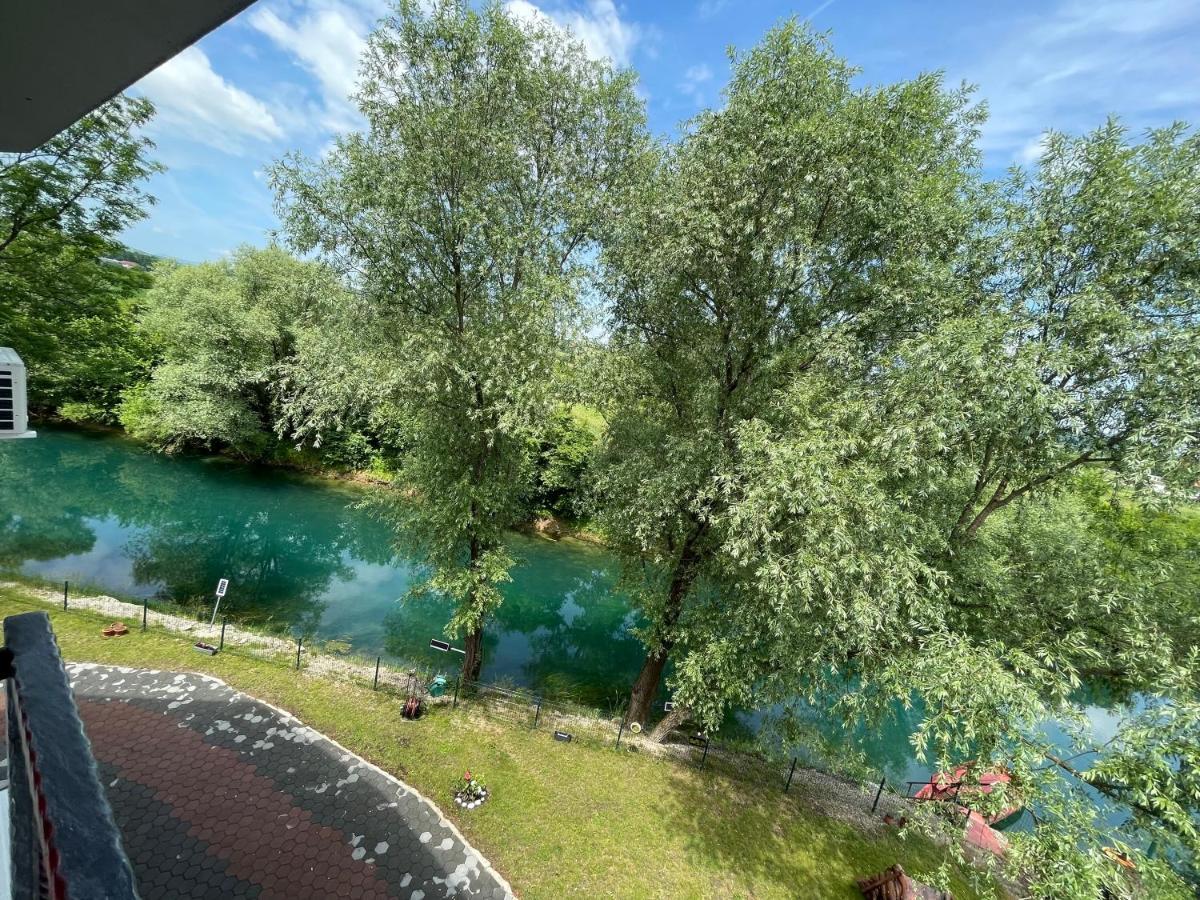 Apartments And Rooms Villa Majestic Bihac Exterior photo
