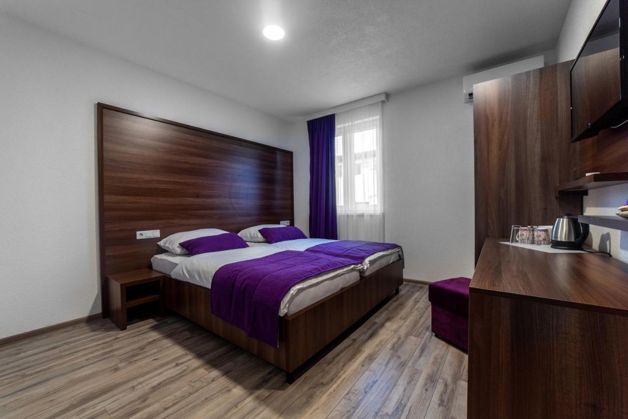 Apartments And Rooms Villa Majestic Bihac Exterior photo
